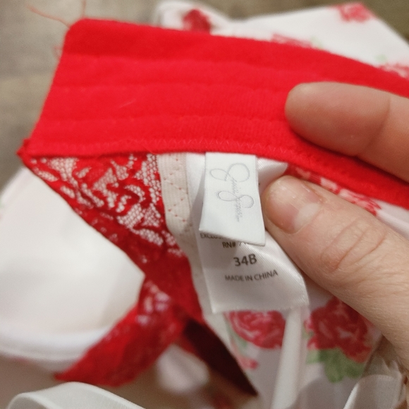 Jessica Simpson Red Floral Lace Bra 34B - Picture 3 of 3